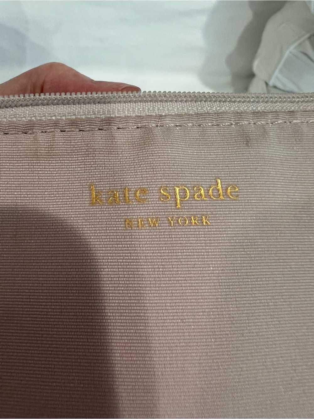 Kate Spade Daisy Purse - Picture 13 of 17